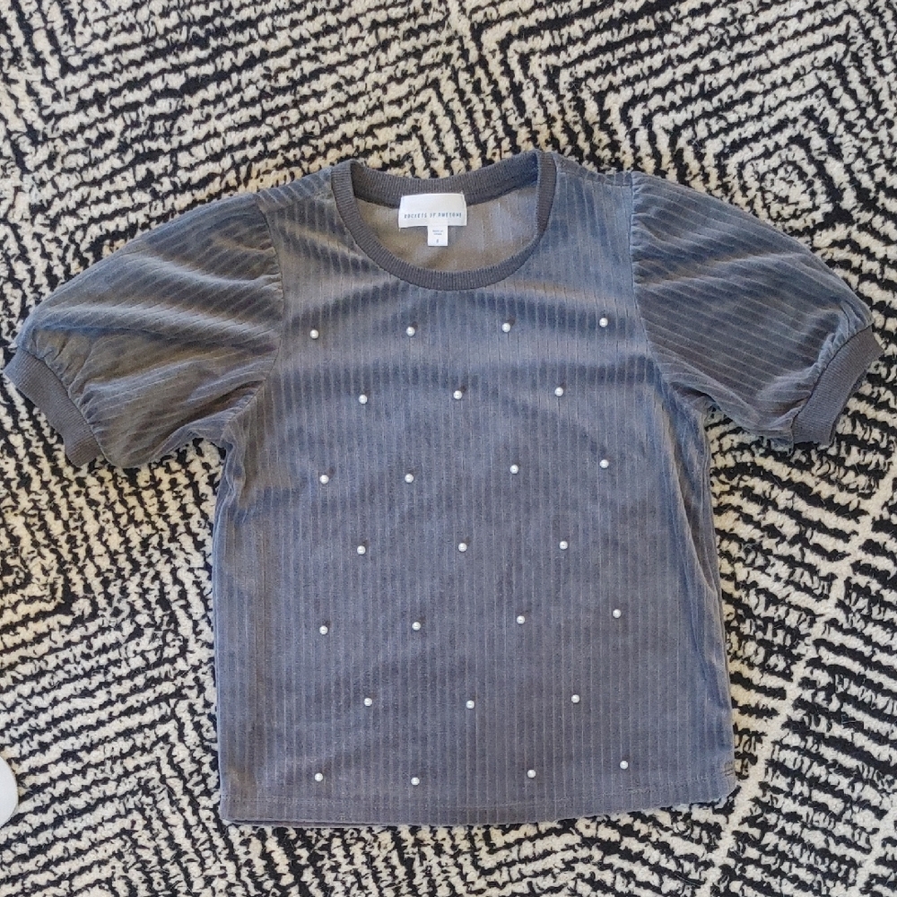 Gray Short Sleeve Kids Tee with Pearl Accents